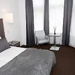 Отель One