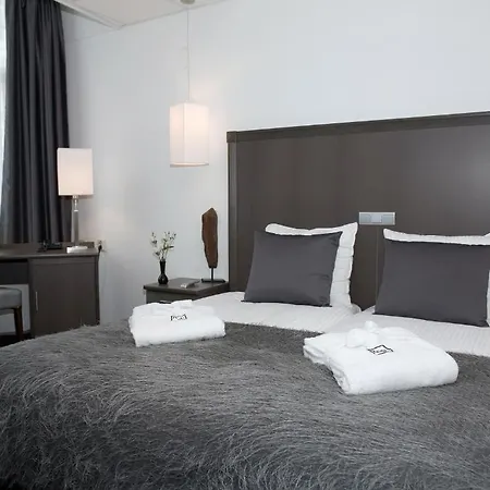 Hotel One Rotterdam
